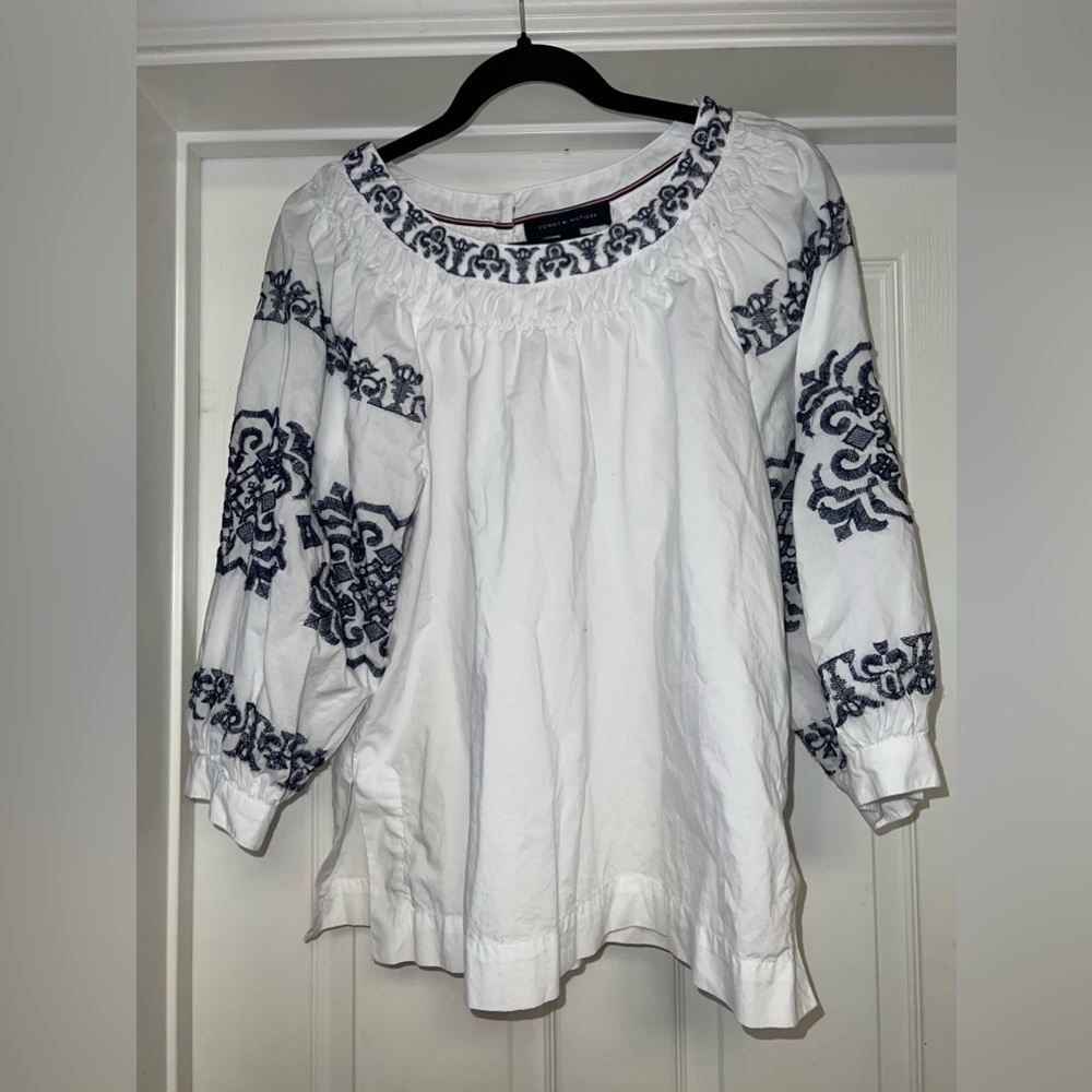 NWOT Tommy Hilfiger Embroidered Blouse